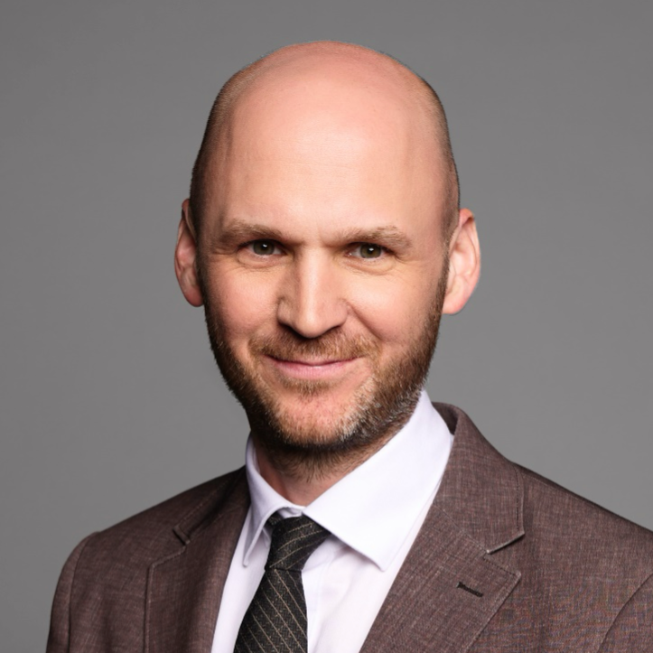     Dr. Németh S. Szilárd
