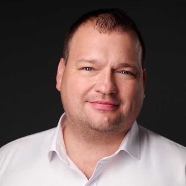     Varga G. Gábor
