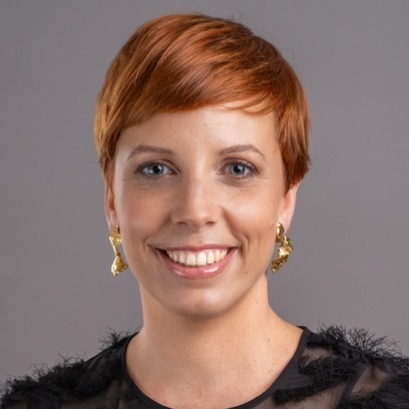     Csalár Dorina
