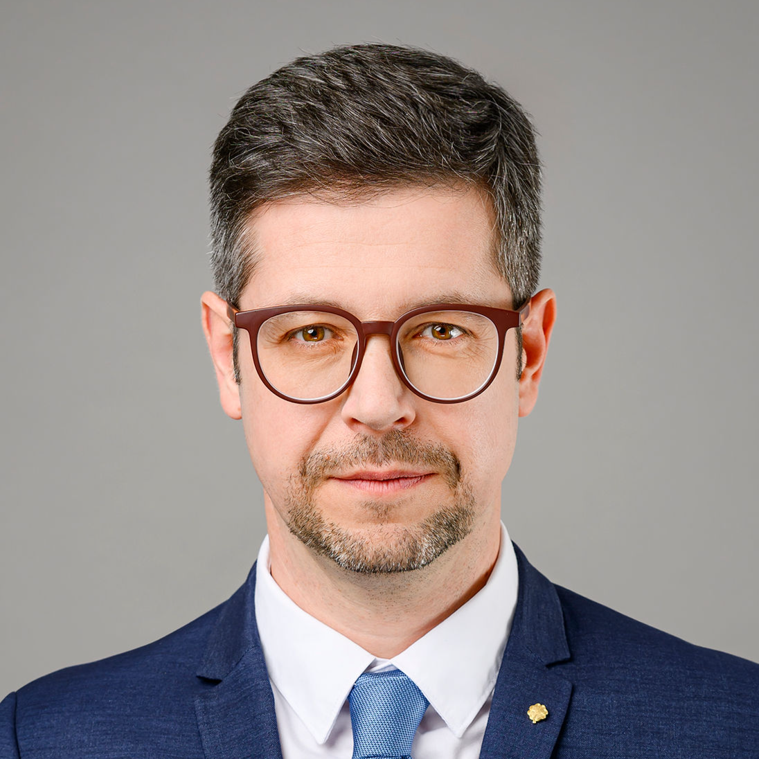     Brenkus Krisztián
