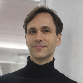     Tóth Gábor
