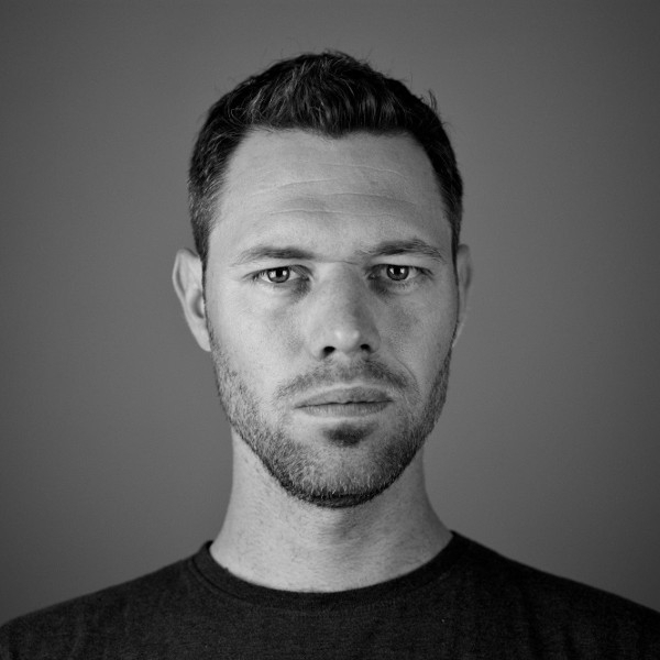     Zsiros László Róbert
